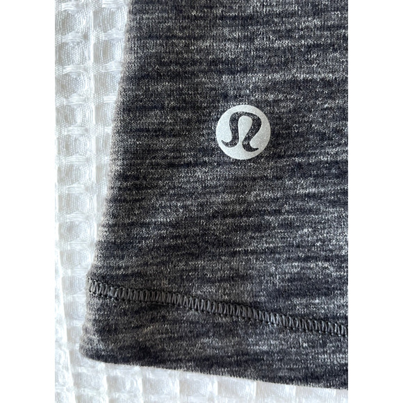 Lululemon Womens Size 8 Twist and Toil Tank Top Built-in Bra Heathered Black & - Picture 5 of 5